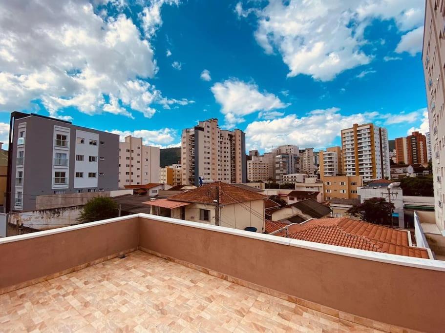 Casa Unica E Moderna Centro Pocos de Caldas Exterior photo